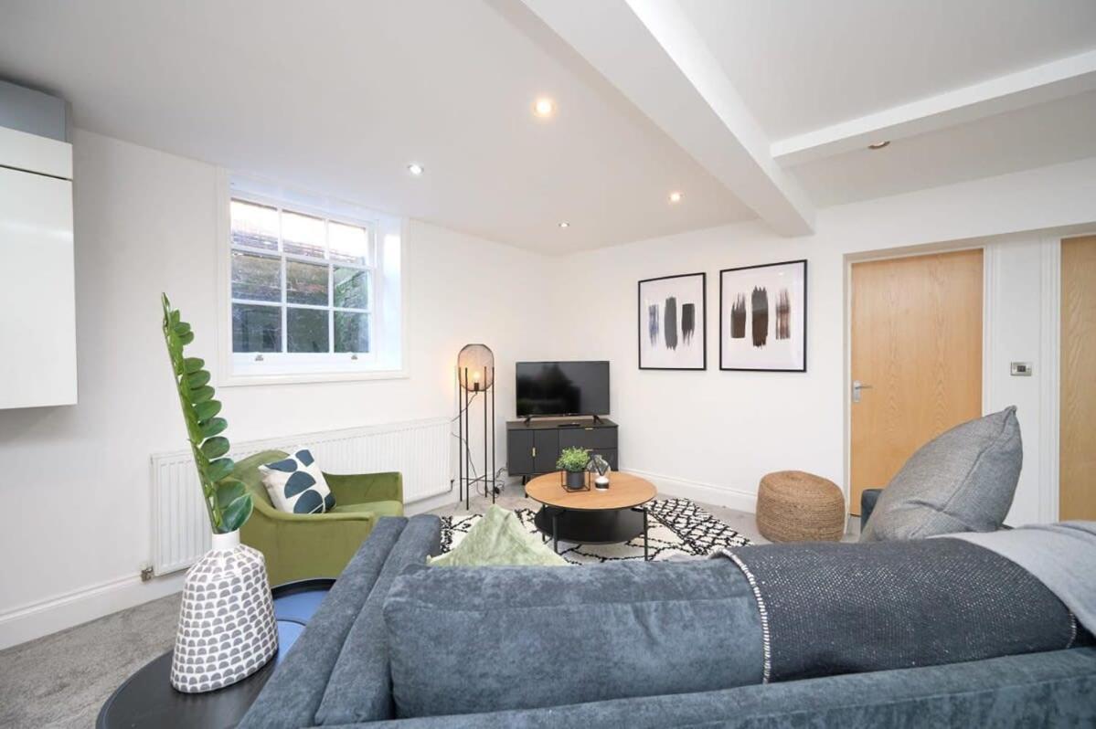 Lovely 2 Bedroom Apartment In Preston 普雷斯顿 外观 照片